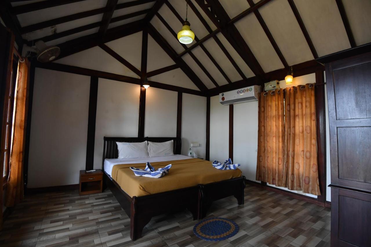 Blue Water Beach Resort 바르칼라 외부 사진