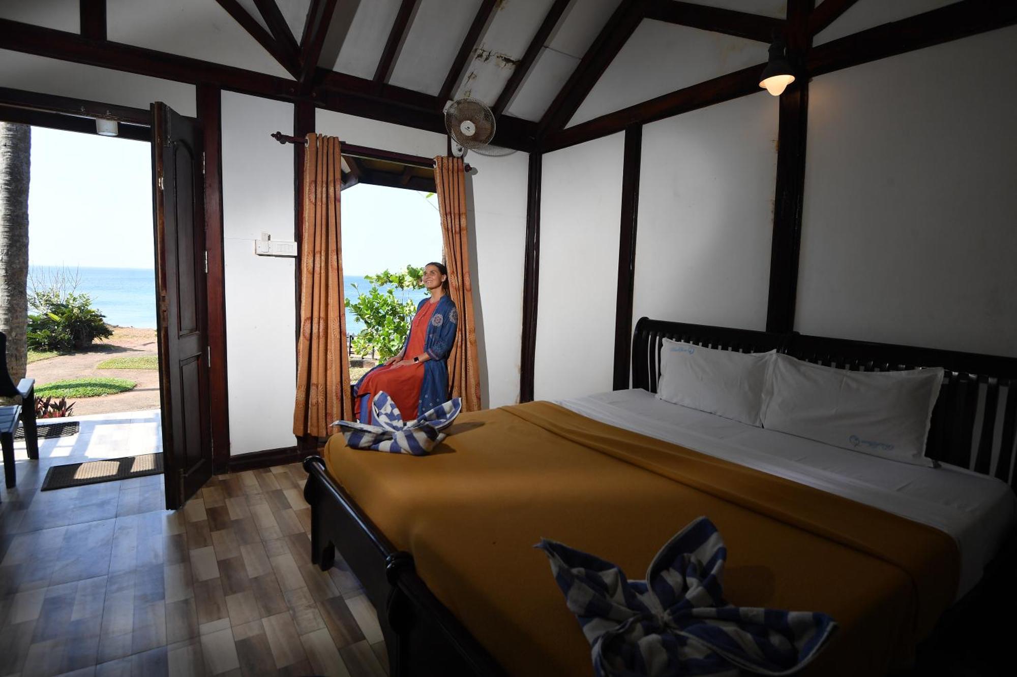 Blue Water Beach Resort 바르칼라 외부 사진